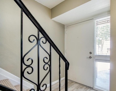 8303 E Thomas Road - Photo Thumbnail 19