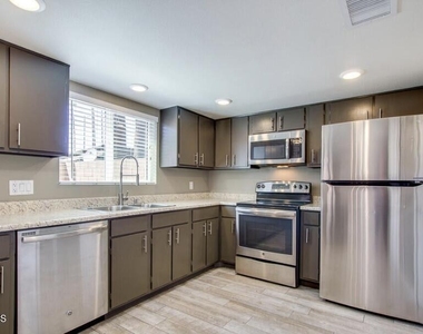 8303 E Thomas Road - Photo Thumbnail 2