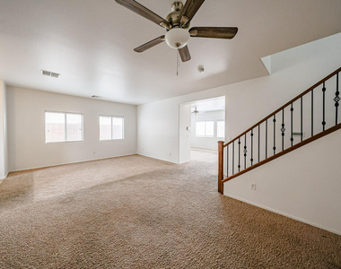 12039 W Leather Lane - Photo Thumbnail 5