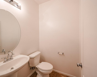 12039 W Leather Lane - Photo Thumbnail 13