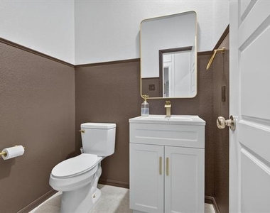 1928 Blackbrush Drive - Photo Thumbnail 13