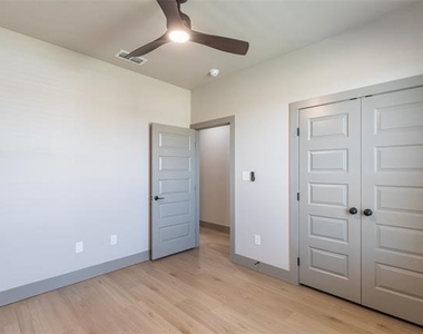 6607 Prickly Pear Way - Photo Thumbnail 24