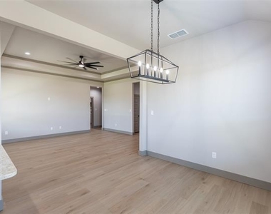 6607 Prickly Pear Way - Photo Thumbnail 13
