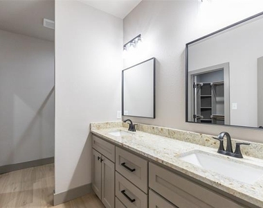 6607 Prickly Pear Way - Photo Thumbnail 16