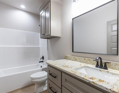 6607 Prickly Pear Way - Photo Thumbnail 22