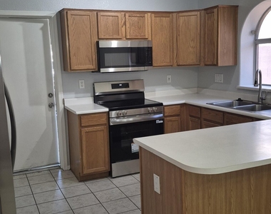 12763 W Palm Lane - Photo Thumbnail 1