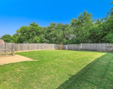 1637 Elm Street - Photo Thumbnail 22
