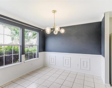 1637 Elm Street - Photo Thumbnail 4