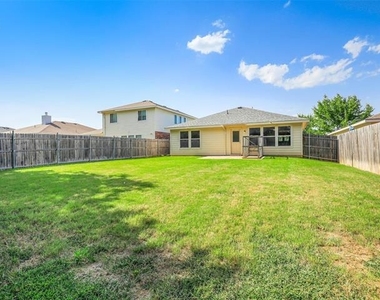 1637 Elm Street - Photo Thumbnail 24