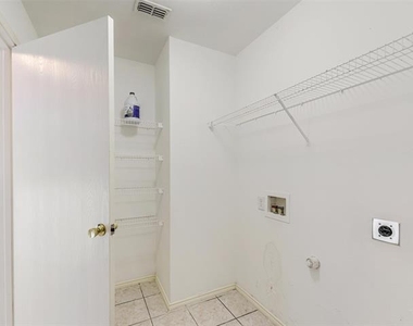1637 Elm Street - Photo Thumbnail 21