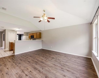 1637 Elm Street - Photo Thumbnail 10