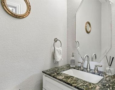 2245 Jaguar Drive - Photo Thumbnail 19