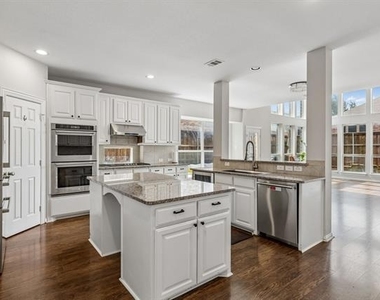 2245 Jaguar Drive - Photo Thumbnail 6