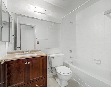 6836 S 18th Street - Photo Thumbnail 18