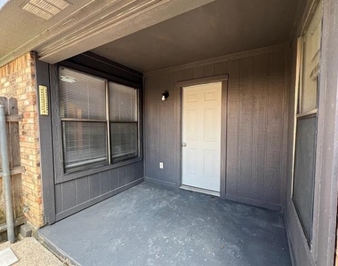 2408 Indigo Lane - Photo Thumbnail 9