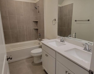 11346 Sugarlands Drive - Photo Thumbnail 17