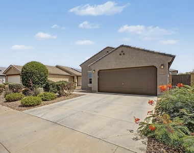 1779 E Elegante Drive - Photo Thumbnail 1