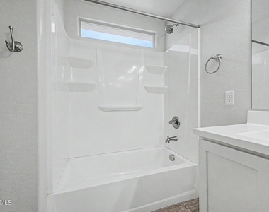 1779 E Elegante Drive - Photo Thumbnail 24