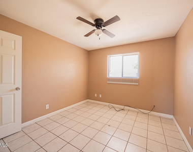 949 E Flint Street - Photo Thumbnail 12