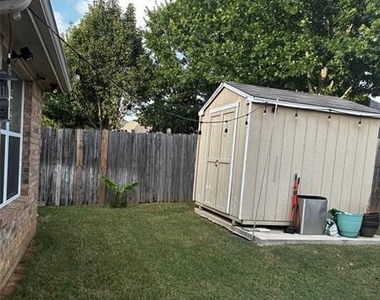 9223 Wild River Drive - Photo Thumbnail 6