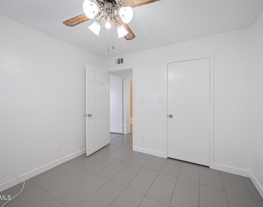 1808 N 32nd Street - Photo Thumbnail 17