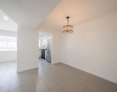1808 N 32nd Street - Photo Thumbnail 10