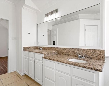 2922 Tree Line Road - Photo Thumbnail 25