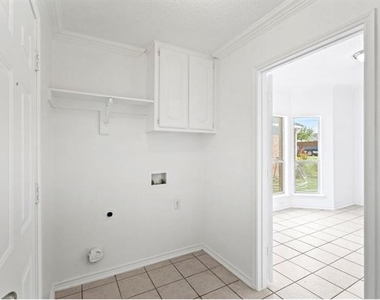 2922 Tree Line Road - Photo Thumbnail 18