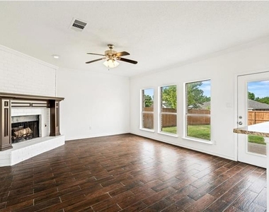2922 Tree Line Road - Photo Thumbnail 11