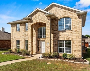 2922 Tree Line Road - Photo Thumbnail 1