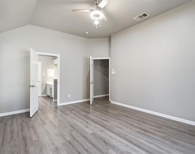 1237 Christopher Lane - Photo Thumbnail 19