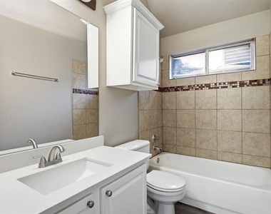 1237 Christopher Lane - Photo Thumbnail 23