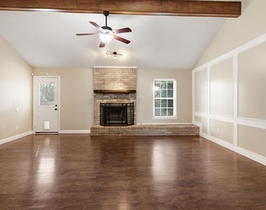 2502 Cranberry Lane - Photo Thumbnail 2