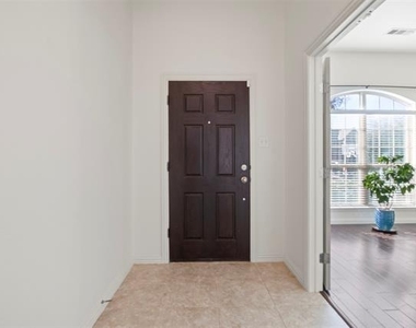 5424 Grove Cove Drive - Photo Thumbnail 3