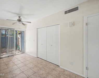 4608 W Maryland Avenue - Photo Thumbnail 7