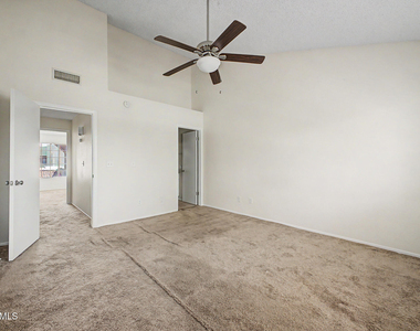 4608 W Maryland Avenue - Photo Thumbnail 13