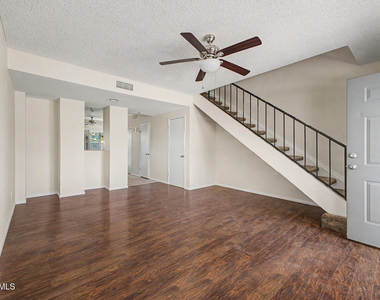 4608 W Maryland Avenue - Photo Thumbnail 2