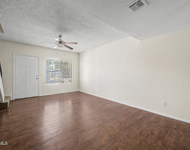 4608 W Maryland Avenue - Photo Thumbnail 4