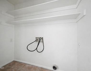 4608 W Maryland Avenue - Photo Thumbnail 10