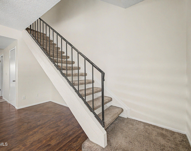 4608 W Maryland Avenue - Photo Thumbnail 3