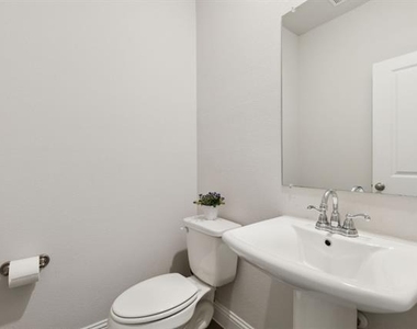 3640 Lillian Court - Photo Thumbnail 13