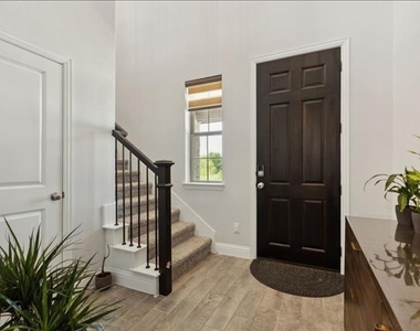 3640 Lillian Court - Photo Thumbnail 3