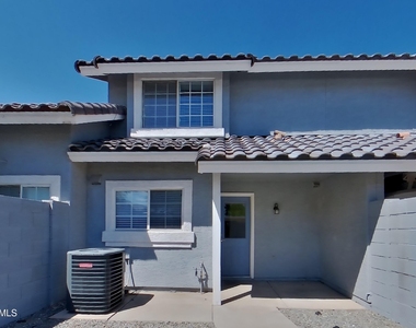 860 N Mcqueen Road - Photo Thumbnail 14