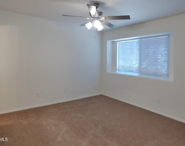 860 N Mcqueen Road - Photo Thumbnail 11