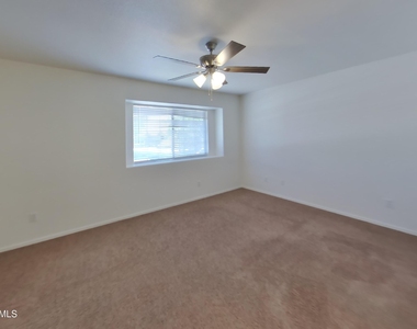 860 N Mcqueen Road - Photo Thumbnail 5
