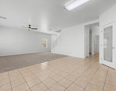8748 W Wood Drive - Photo Thumbnail 10