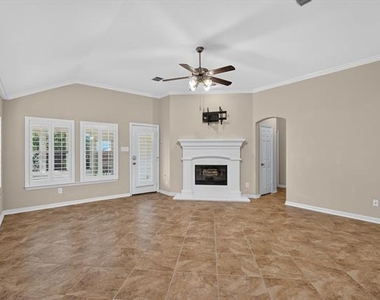 307 Highland Ridge Drive - Photo Thumbnail 3