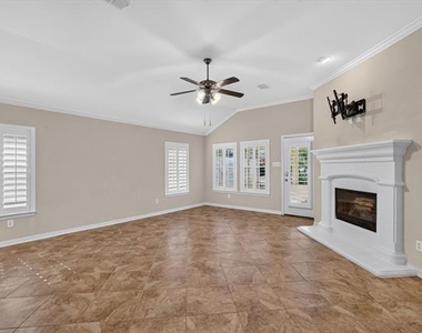 307 Highland Ridge Drive - Photo Thumbnail 2