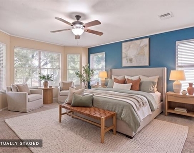 735 Yellowstone Drive - Photo Thumbnail 15
