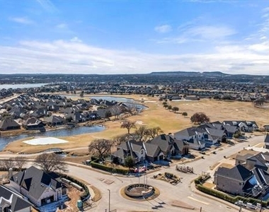 1001 Quarry Court - Photo Thumbnail 34